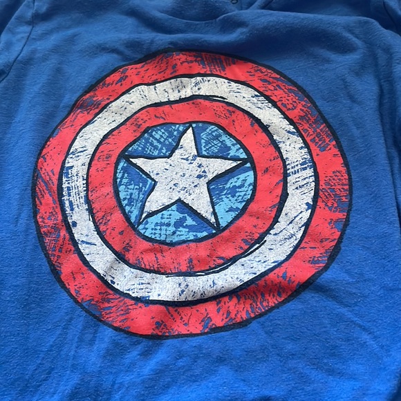 Captain America - Picture 3 of 3